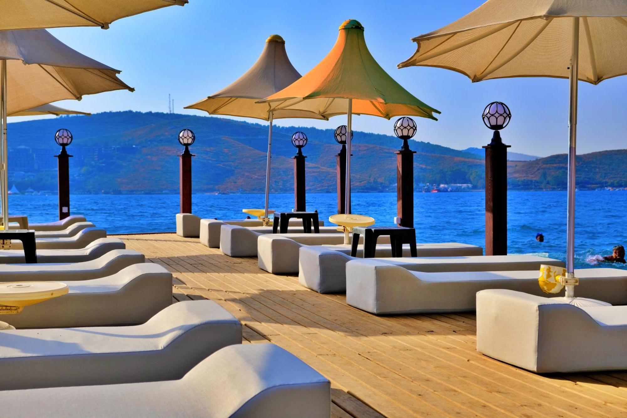 Club Aquarium Hotel & Spa Guvercinlik  Exterior foto